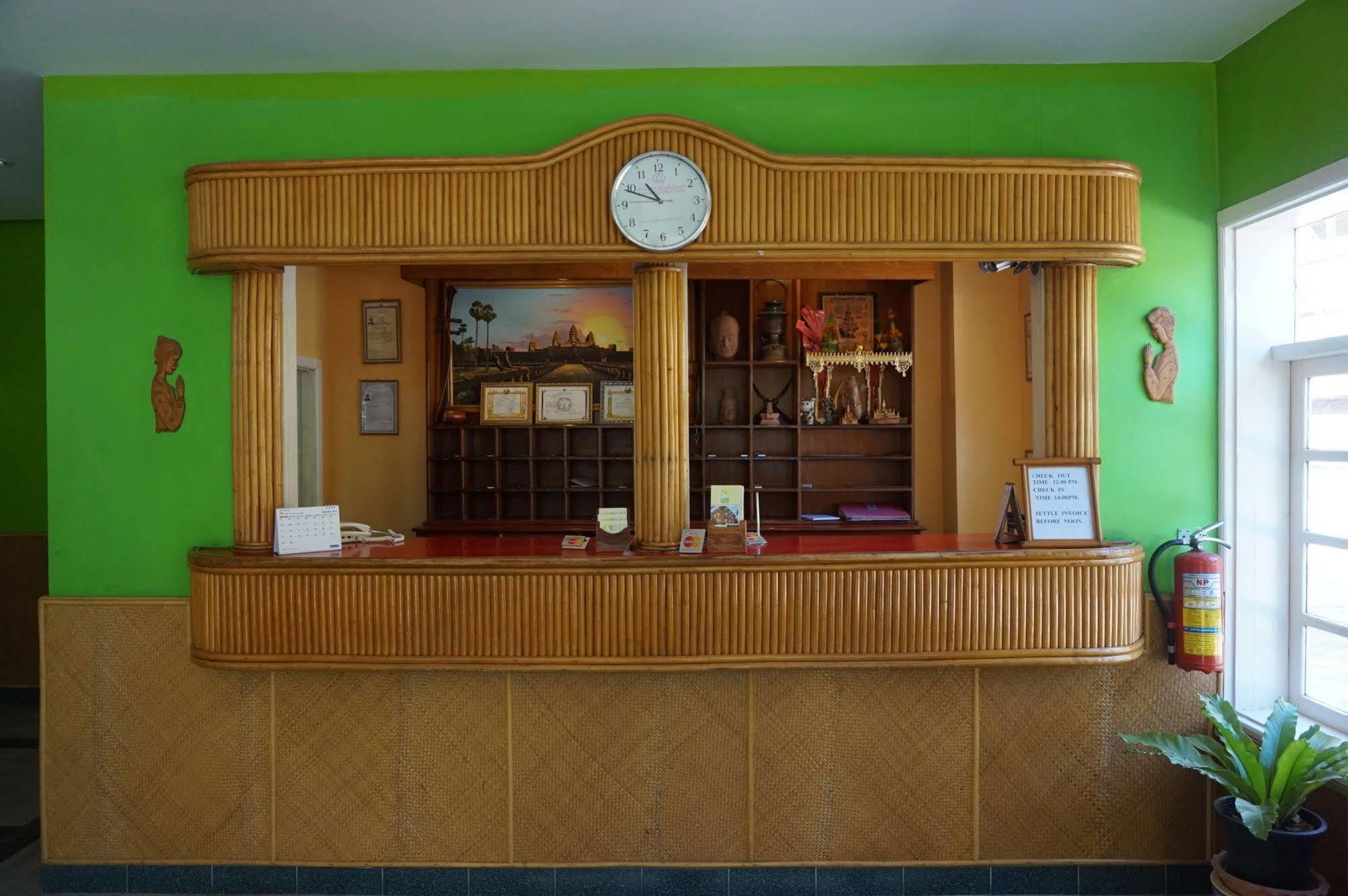 Day Inn Hotel Ban Nongdouang Buitenkant foto